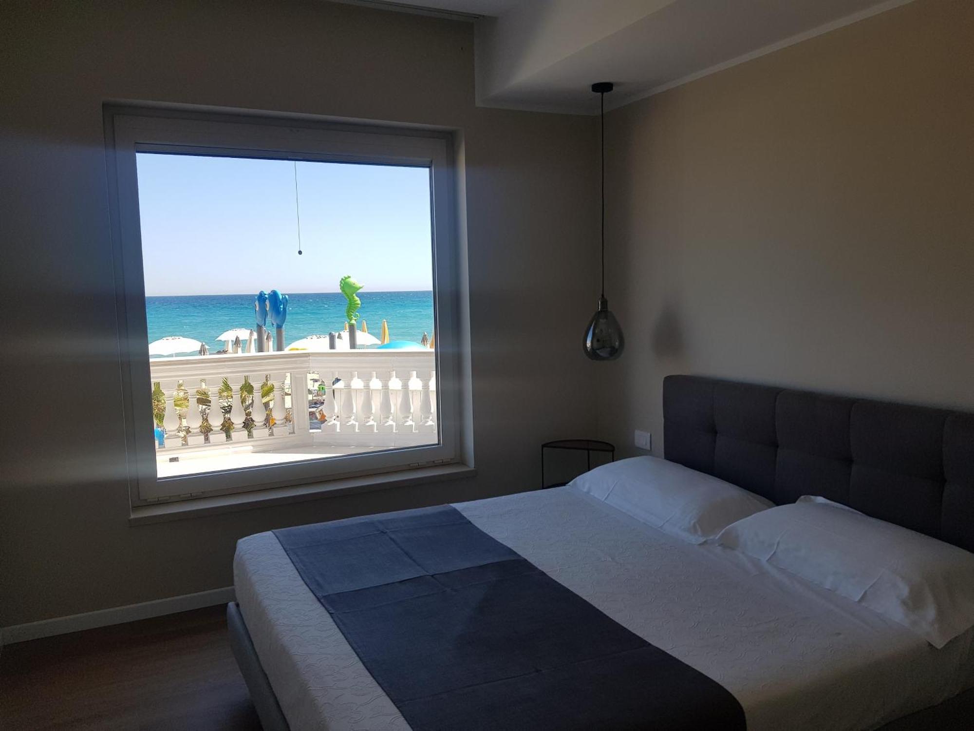 Blu Sea Apartments Pietra Ligure Kültér fotó