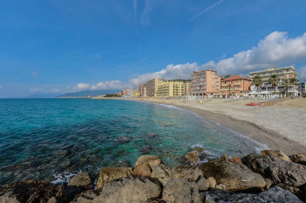 Blu Sea Apartments Pietra Ligure Kültér fotó